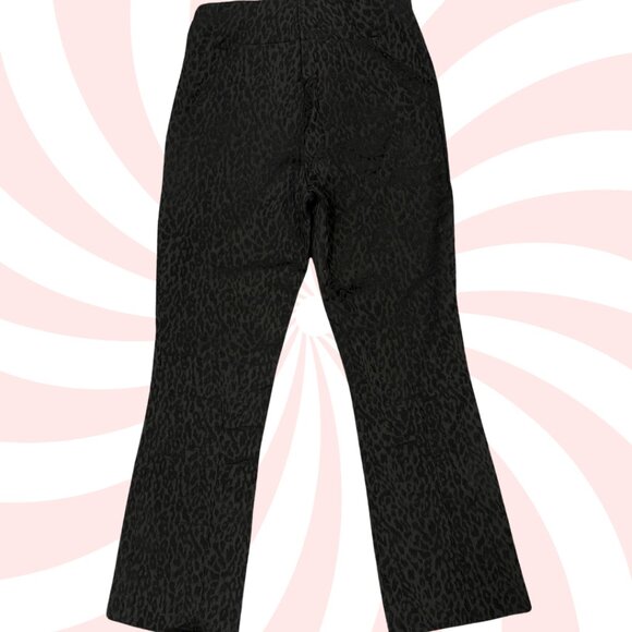 ZARA Black Leopard Capri Pants - Picture 3 of 4